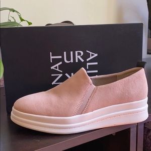 Naturalizer casual slip on sneaker